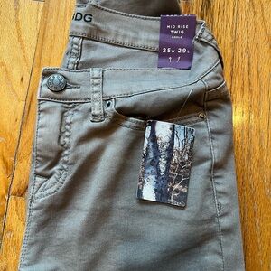 BDG jeans NWT
